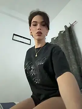 Pokazy przed kamerką – Carlita_cute
