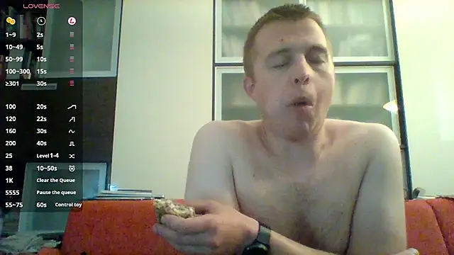 Matttthees Live XXX Chat