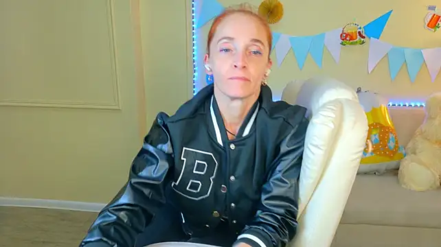 XXX chat uživo modela BreeTerner