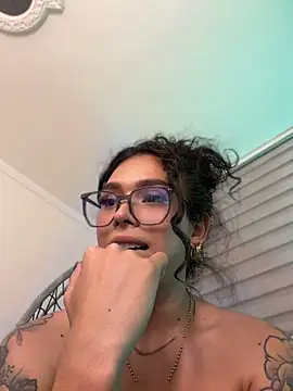 Samantha_Bernardon Webbikameraesitys