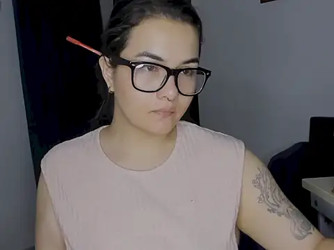 Babe-sofi's Live XXX Chat