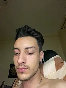 Sidiali0 Adlı Modelin Canlı XXX Sohbeti