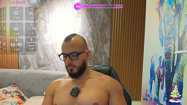 karymmusclet777 élő XXX-chatje