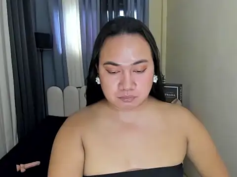 Chat XXX en directo de Cassiefoxx