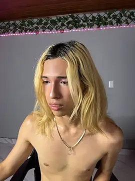 LarryCraft Live XXX-Chat
