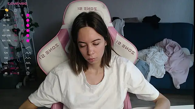 Allie_Hazie Live XXX-Chat
