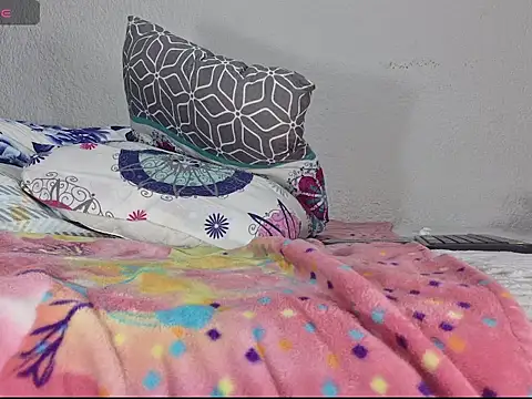 Karentatiana_ Chat XXX in diretta