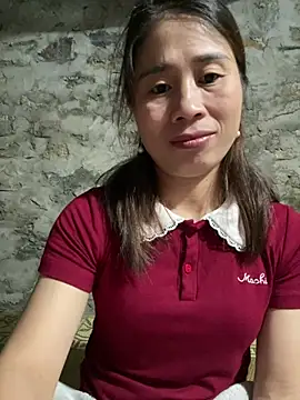 tinacum012 Chat XXX in diretta