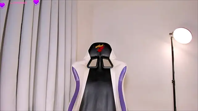 _MissViolet_ লাইভ XXX চ্যাট