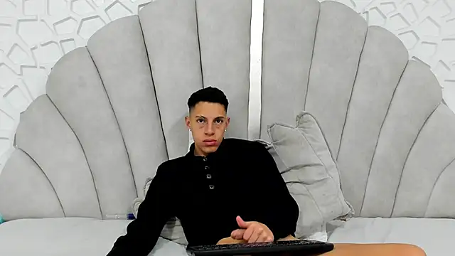thiago19s live XXX chat
