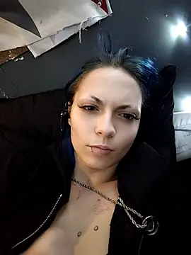 Chat +18 de LunikaCorpse666 ao vivo