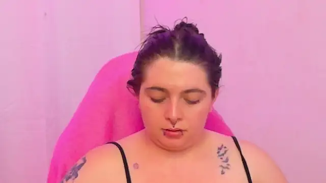 Sachi_Meow Adlı Modelin Canlı XXX Sohbeti