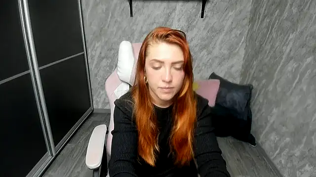 Reginasmilee Live XXX-Chat