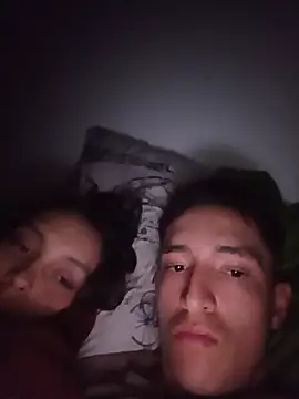 Онлайн чат XXX SummerAndErick_HL