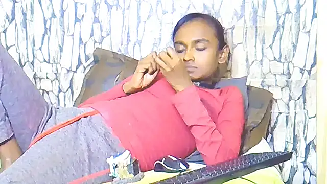 SassyXindian Live XXX-chat