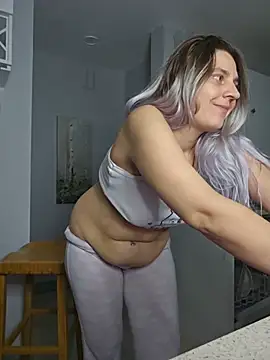 ScarletsWeb élő XXX-chatje