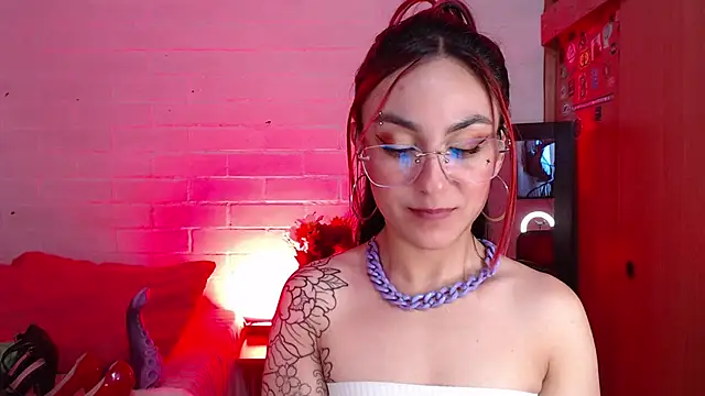 Amy66 Live XXX-Chat