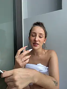FlexibleDoll_'s Live XXX Chat