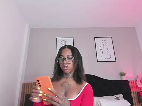 Pauline_Foxn Live XXX chat