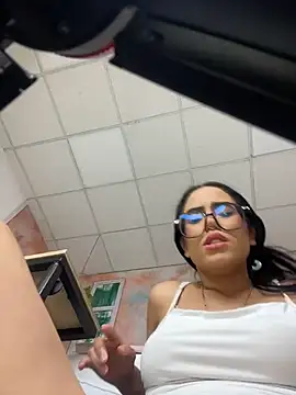TopDollXXX 라이브 XXX 채팅