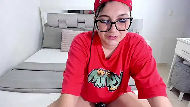 Chat +18 de Camilaa_bueno ao vivo