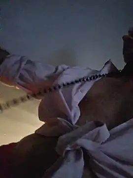 Sir_Mic_Behave webkamerás műsora