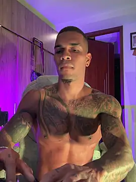 blackboy-strong's Live XXX Chat