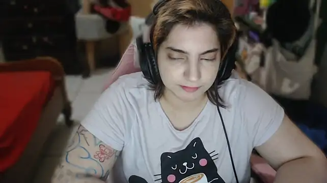 Chatroom XXX en direct de VictoriaSaintes