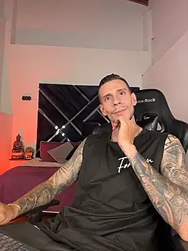 J_king__'s Live XXX Chat