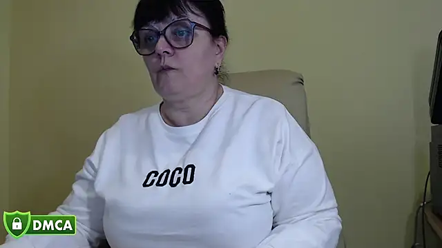 Chat XXX en directo de BrandiOhNight