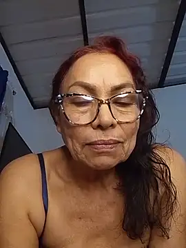 Czat XXX na żywo – HOT_LATINA20