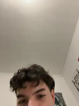 MiloAngell Chat XXX live