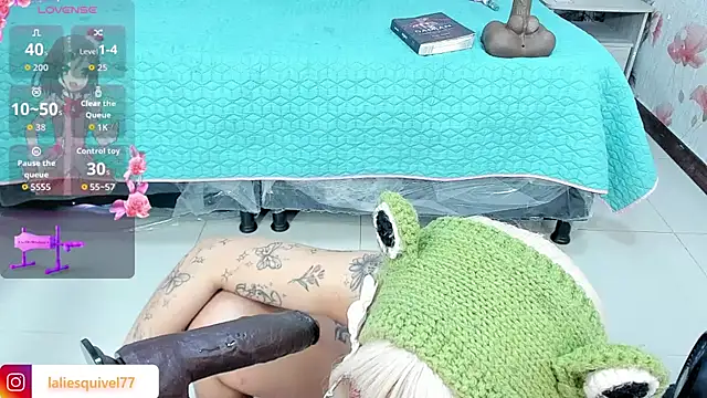 SafiroAgataaa's Live XXX Chat
