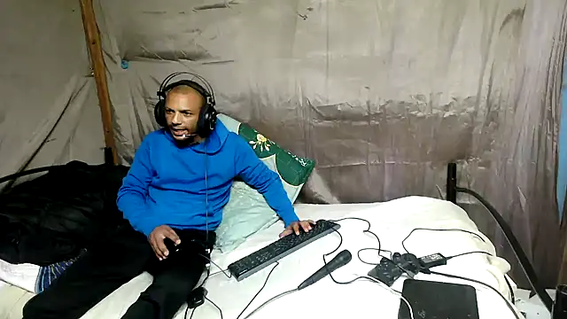 Chat +18 de Camodick ao vivo