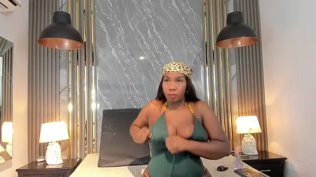 ZoeCollin – Naživo XXX chat
