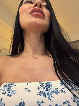 Chat +18 de iam_ruby ao vivo