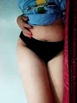fatineae1のライブXXXチャット