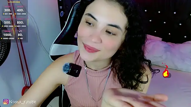Chat +18 de Ninna_ravenn ao vivo