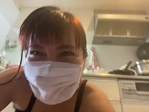 Mamarin-rin Adlı Modelin Canlı XXX Sohbeti