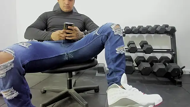 Chat +18 de master_leather ao vivo