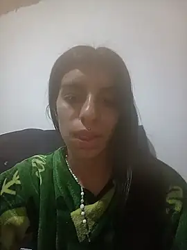 Ariell_Kieran Adlı Modelin Canlı XXX Sohbeti
