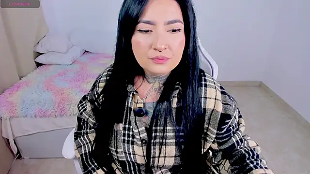 heeyy_kitty Adlı Modelin Canlı XXX Sohbeti