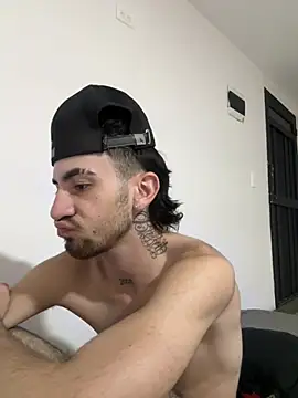 Lucas_Knight 라이브 XXX 채팅