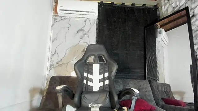 VictoriaLanee's Live XXX Chat