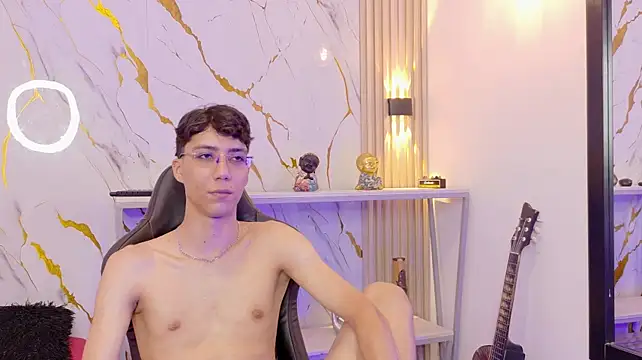 Nikolay_Gregori's Live XXX Chat