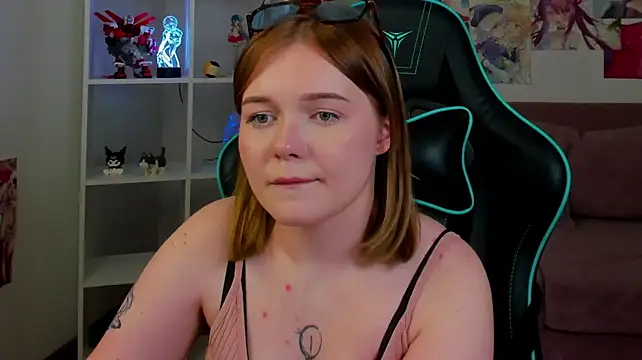 Chat XXX en directo de ElinaVale