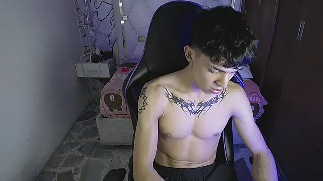 Онлайн чат XXX Liom_Gym