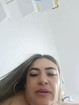 candy69- Live XXX Chat