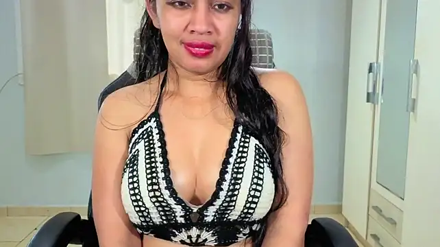 Chat XXX en directo de FannyXhot