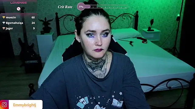 Czat XXX na żywo – Emmybrightj_